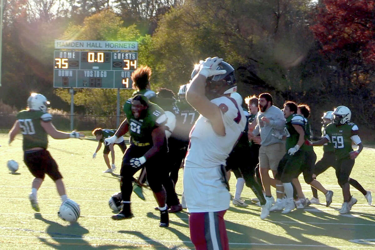 Hamden Hall football outlasts Dexter 3534 to win NEPSAC Joe Lang Bowl