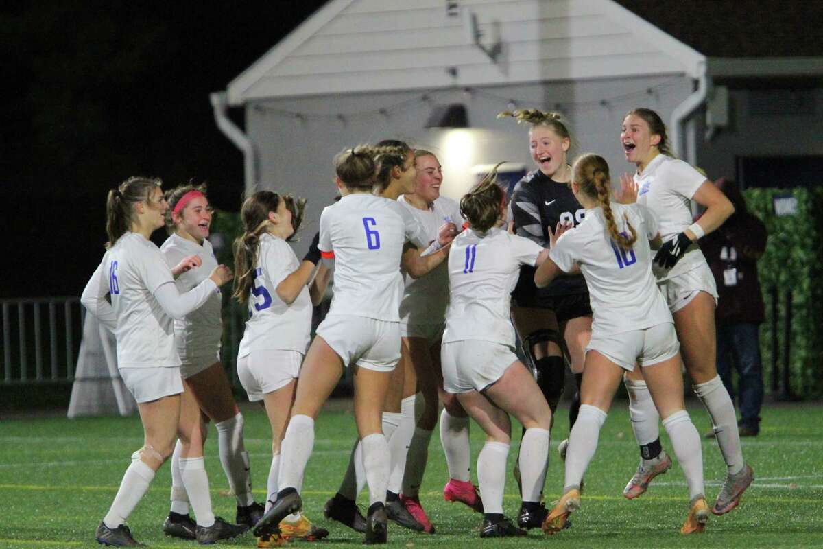 Bacon Academy girls soccer wins CT Class M championship in PKs