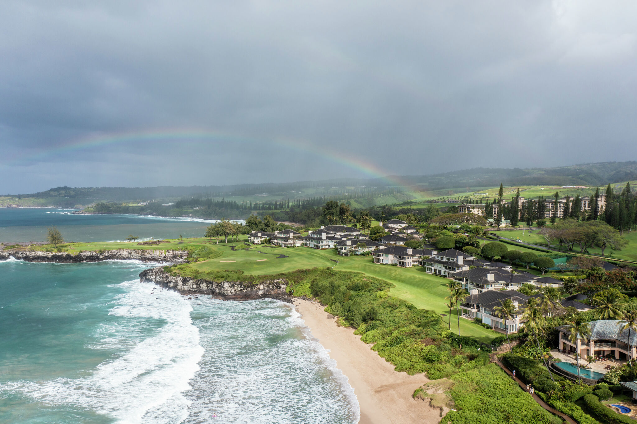 Multiple Hawaii coastlines hit with brown water advisories