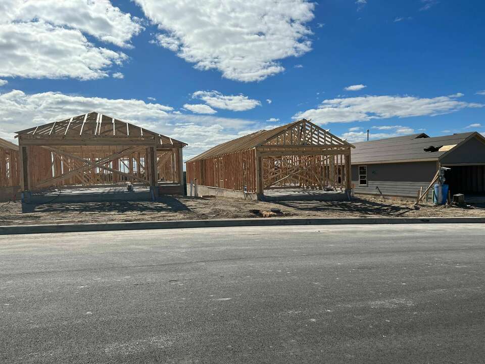 Report expects San Antonio housing prices to drop in 2024