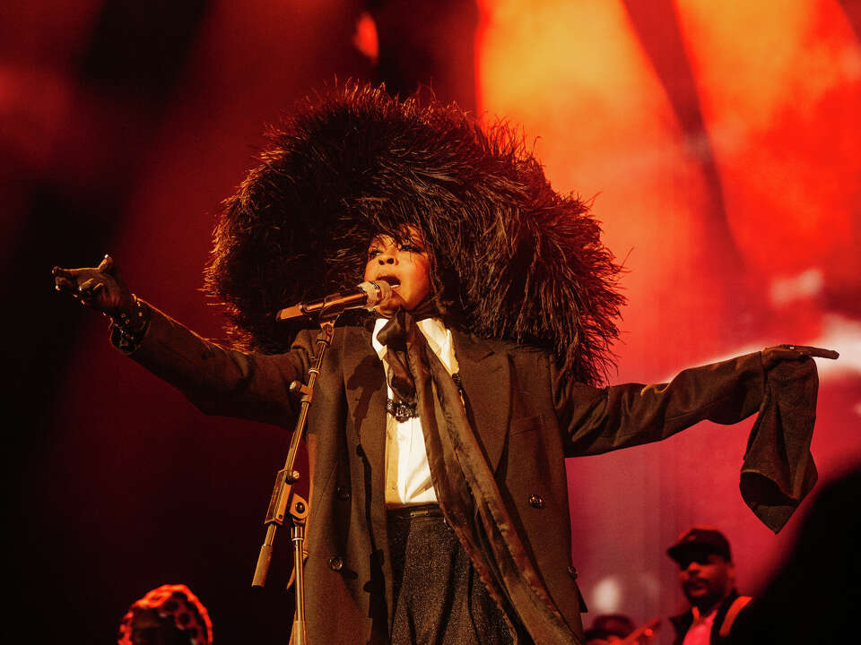 Lauryn Hill Scraps Remainder Of 2023 Tour Dates With Fugees