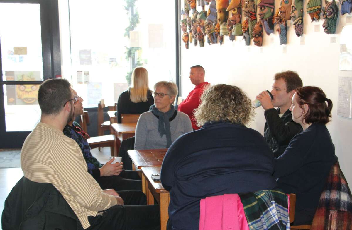 Edwardsville embraces Small Business Saturday for holiday shopping