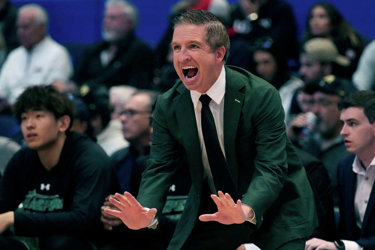 Manhattan's John Gallagher has high praise for UConn men's basketball