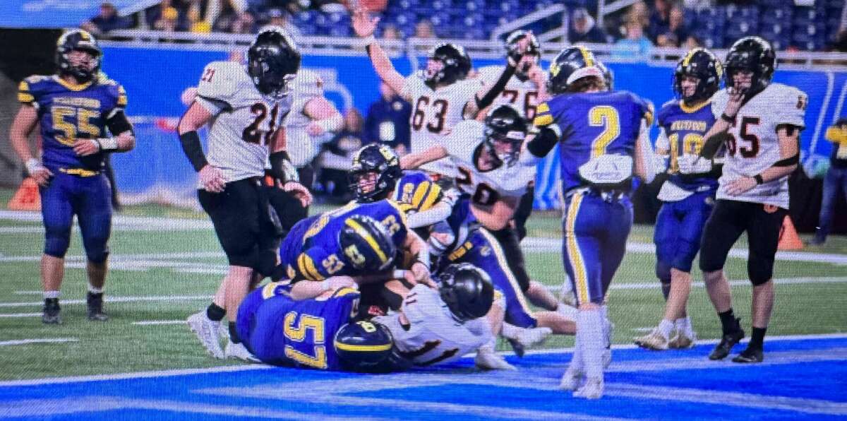 Ubly Bearcats vs. Ottawa Lake Whiteford football state finals