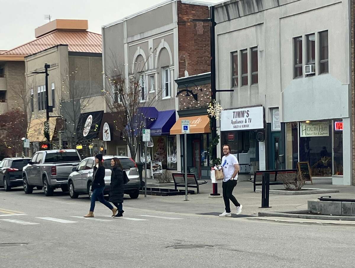 Downtown Midland stores unite for Small Business Saturday