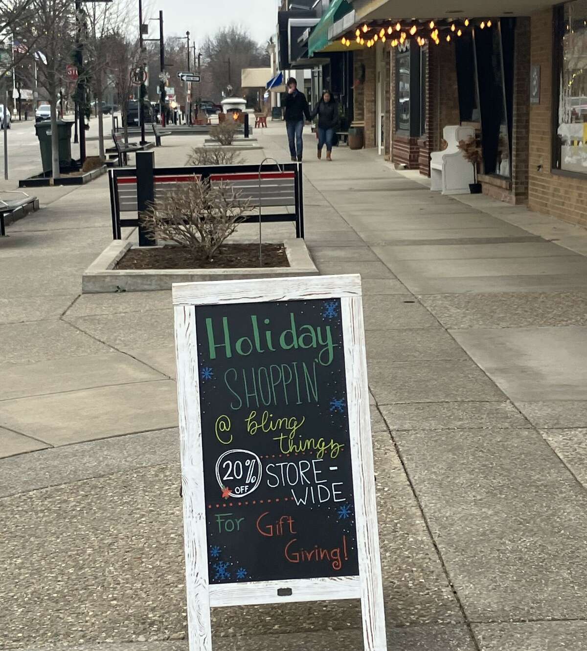 Downtown Midland stores unite for Small Business Saturday