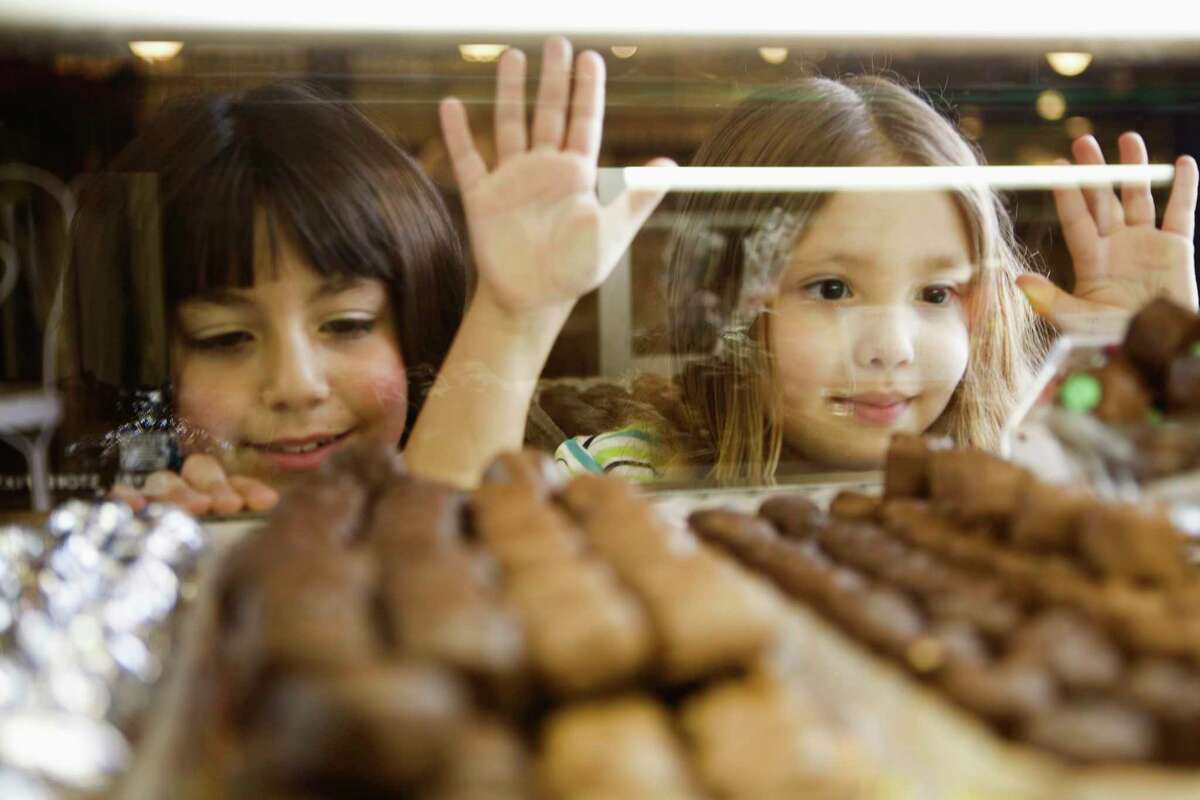 how-to-set-good-money-examples-for-kids