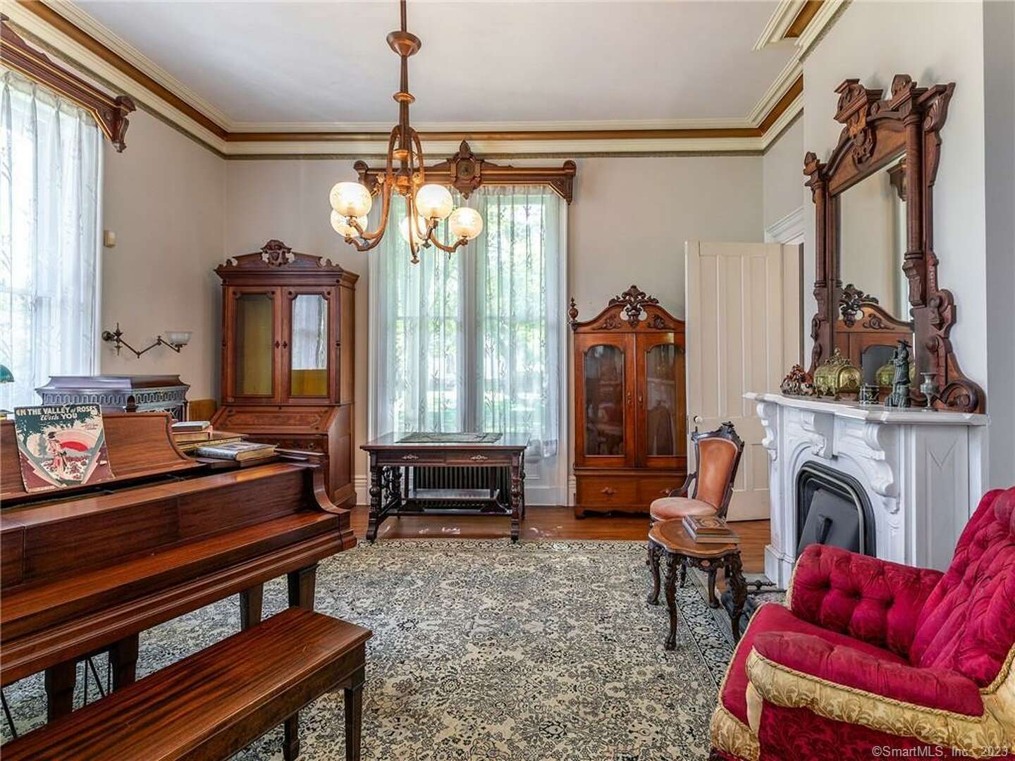 Ct's Historic Philip Chapin House Featured On Zillow Gone Wild