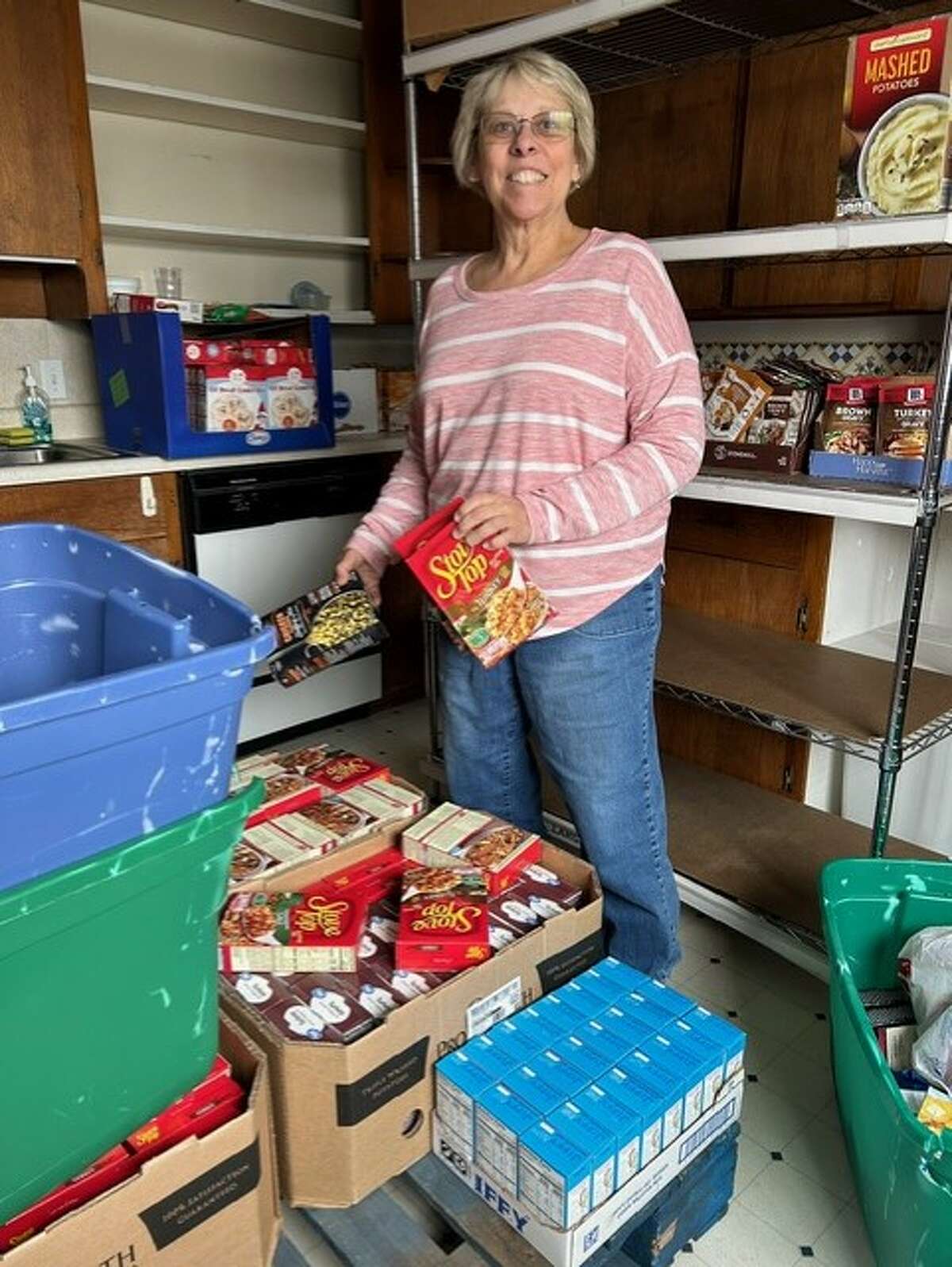Manna Pantry will distribute Christmas dinner food bags in December