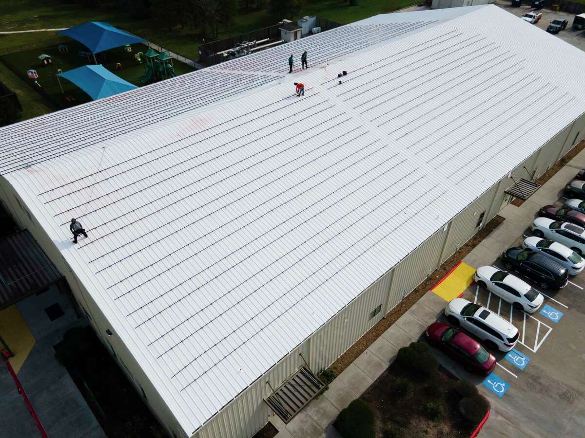 Houston solar company helps Conroe church go green