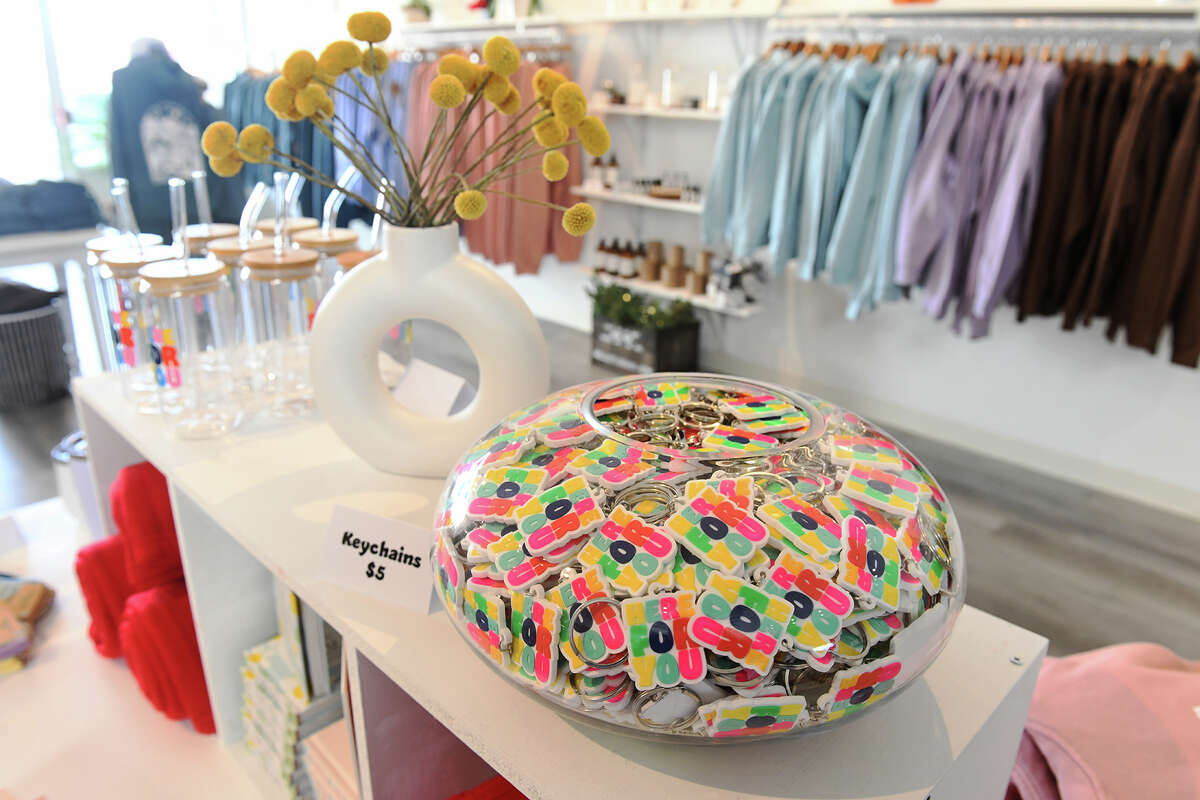 Popup clothing store in Fairfield puts a spotlight on mental health