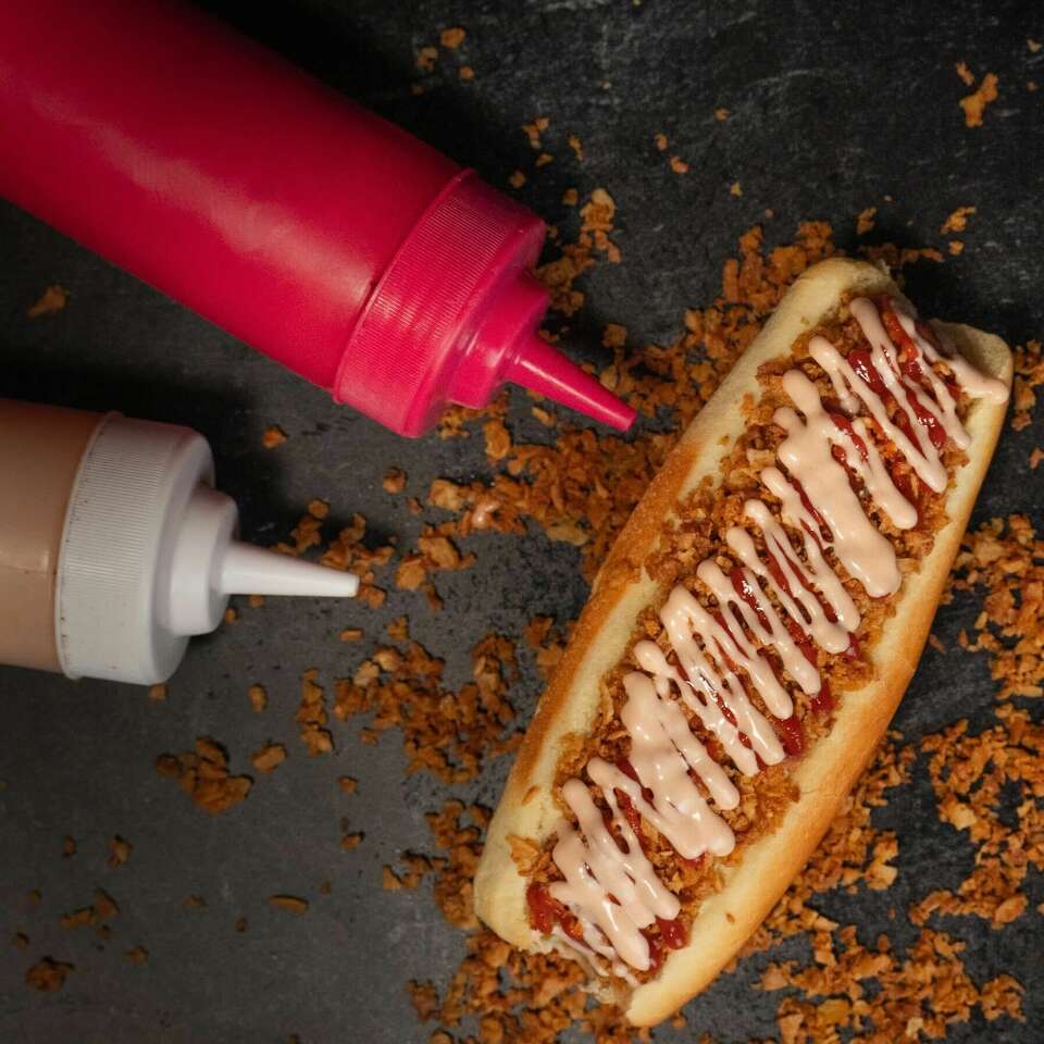 Yoyo's Hot Dog opens at POST Houston after 13 years as food stand