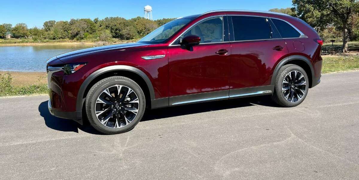 2024 Mazda CX90 PHEV Premium Plus Review