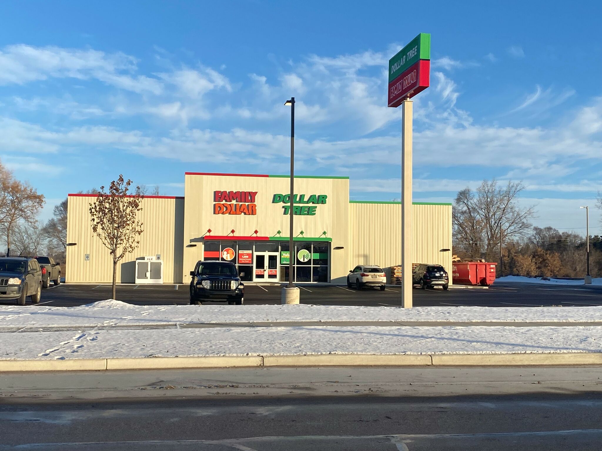 Family Dollar Dollar Tree Combo store Cass City