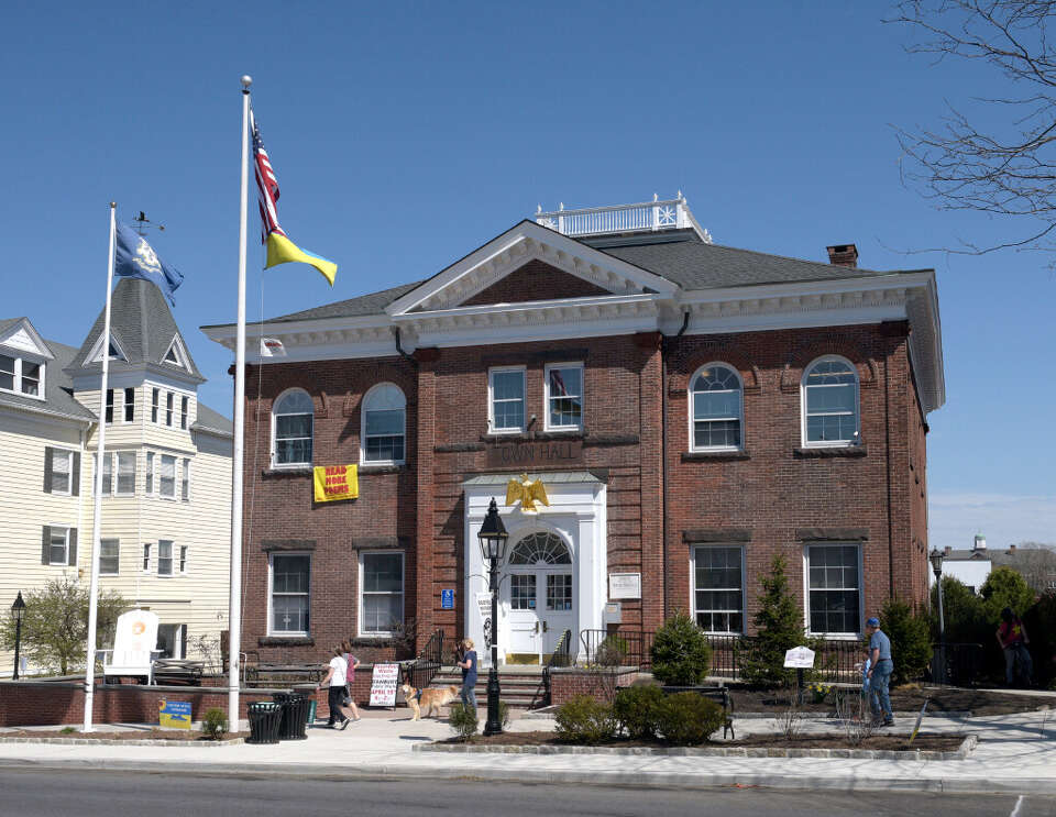 43 CT towns have fair rent commissions; Ridgefield, Greenwich don't