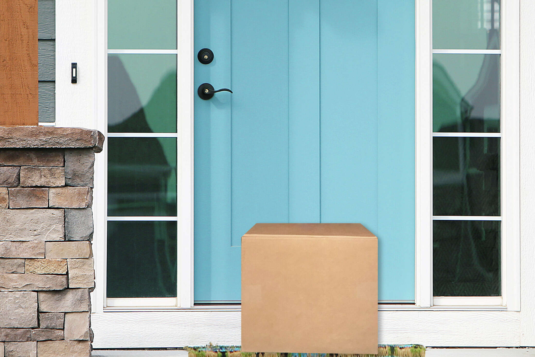 Amazon, sheriff offer advice on handling porch pirates, stolen package