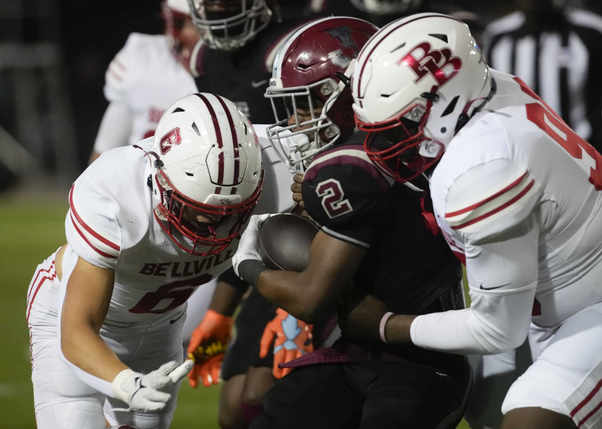 Football Bellville's defense dominates on the way to state semifinals