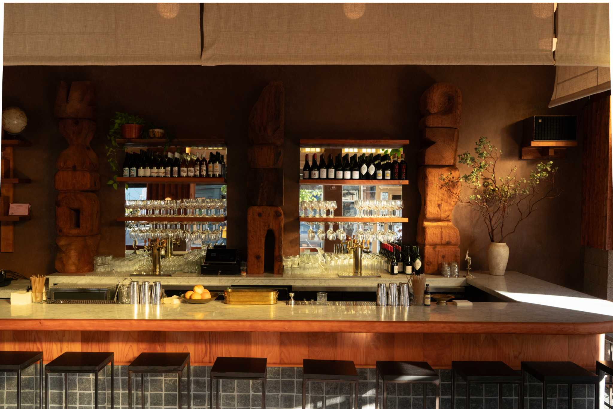 Voyage, le bar à vin des propriétaires de Stillwater, ouvre ses portes dans le comté de Marin.