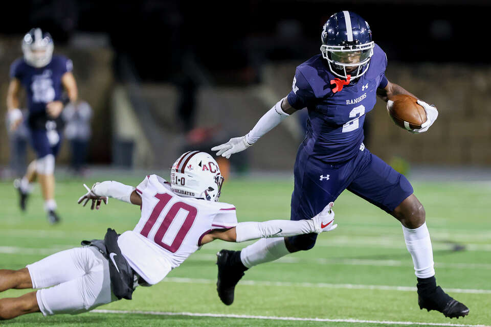 Smithson Valley to play UIL Texas football state championship