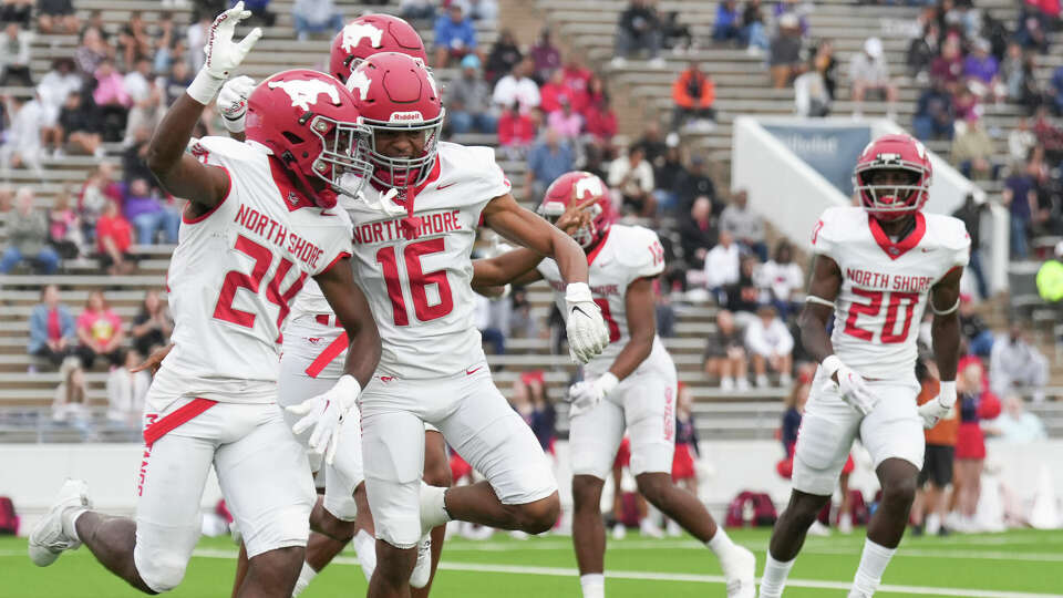 North Shore free safety Dezmon Christian (24) reacts after returning a blocked punt for a 24-yard touchdown during the second half of the Region III-6A Division II championship at Pasadena Veterans Memorial Stadium, Saturday, Dec. 2, 2023, in Pasadena.