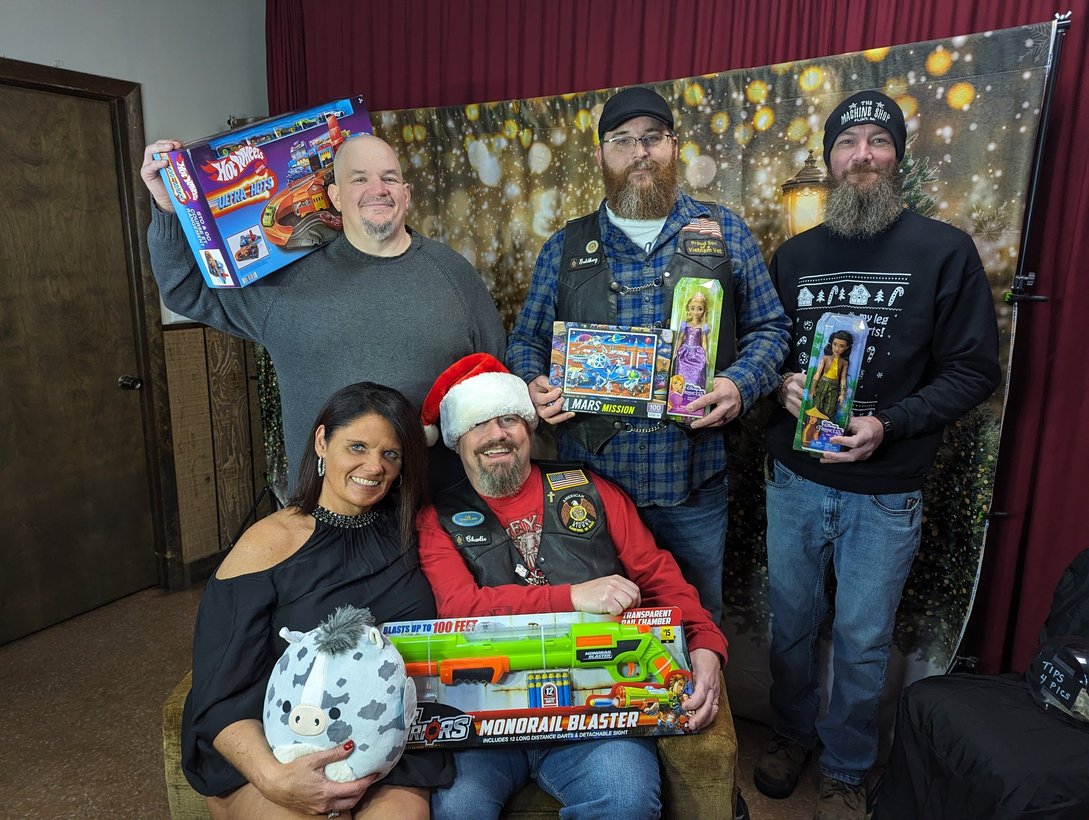 first-hallmark-christmas-ball-a-hit-with-attendees-following-parade