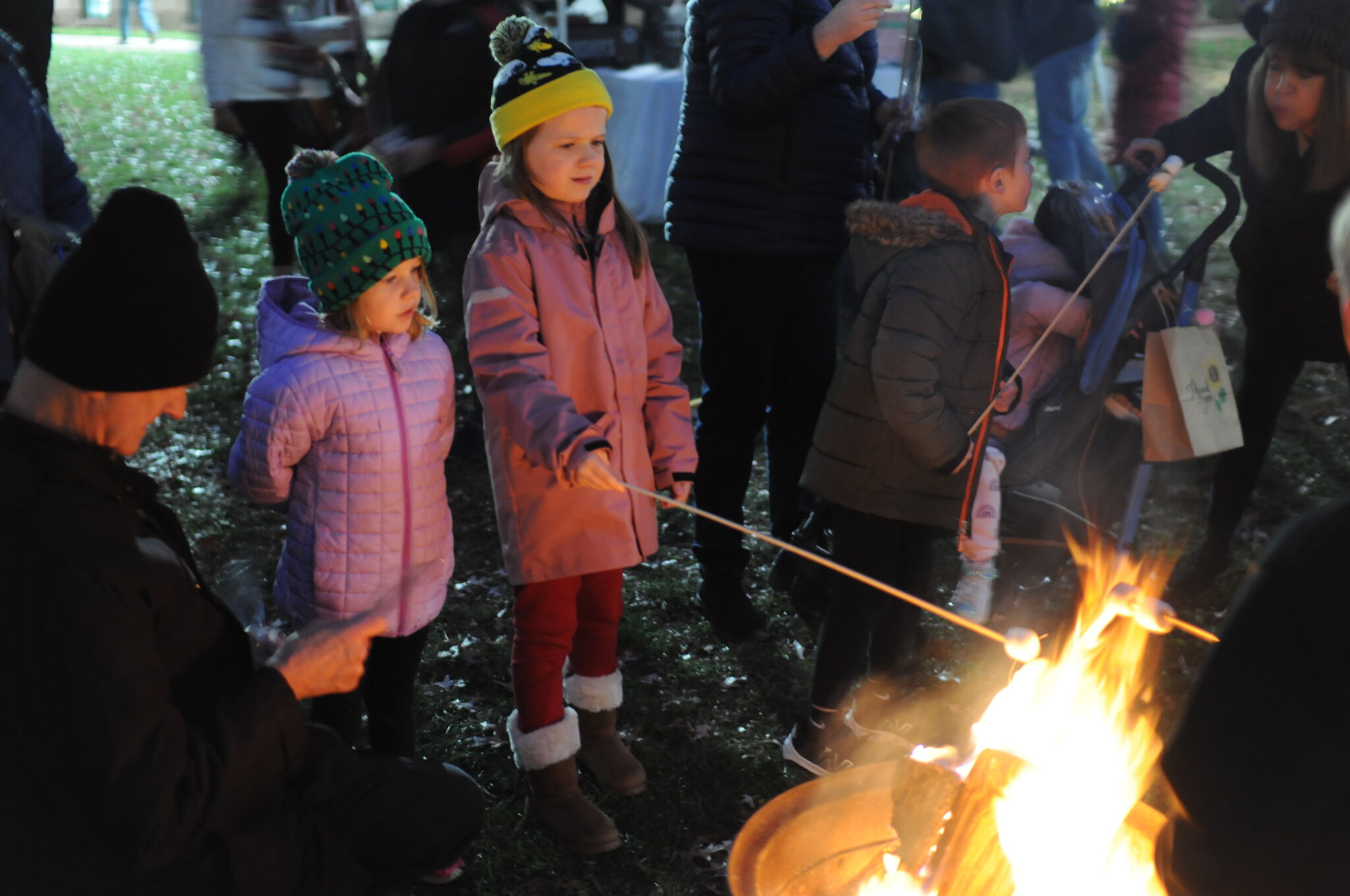 Edwardsville Winter Market Festival Lights Up The Holiday Season