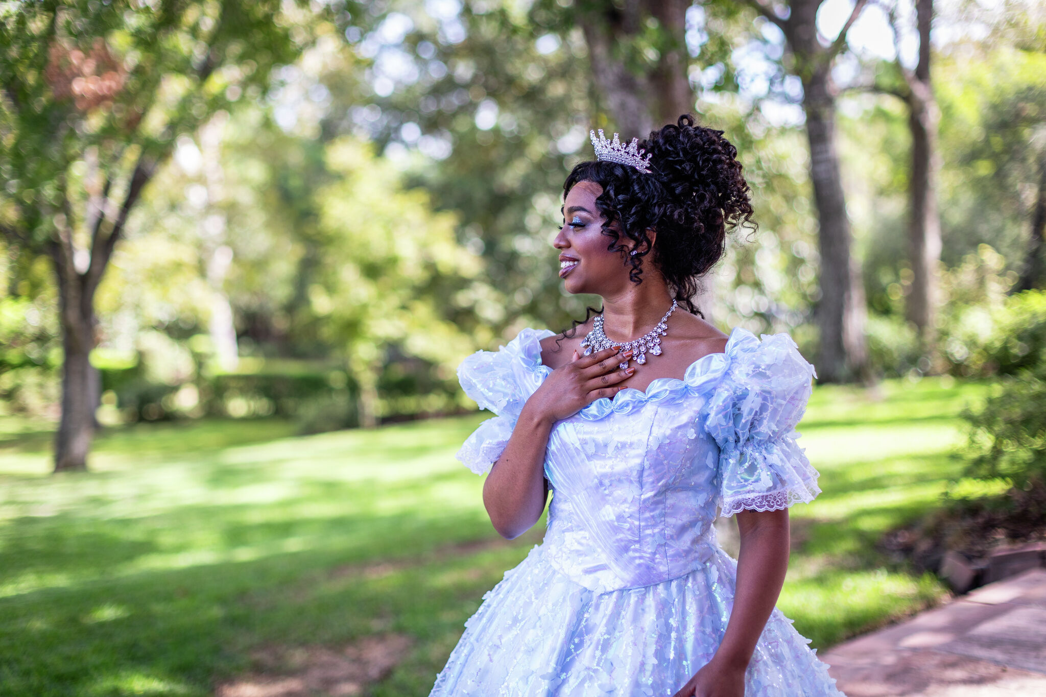 'Cinderella' musical at TUTS Houston stars actress Brianna Kaleen