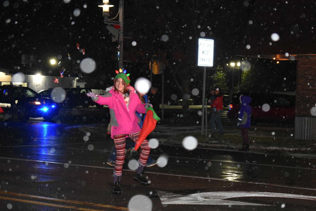 Christmas in Downtown Baldwin festivities draw residents in