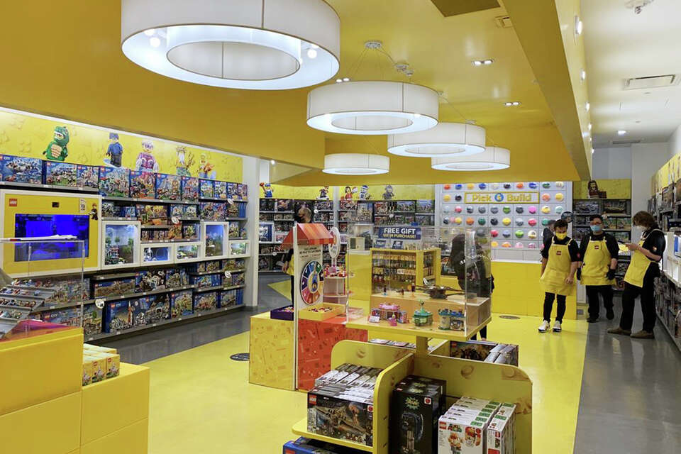 Lego Store in downtown San Francisco Centre closed permanently