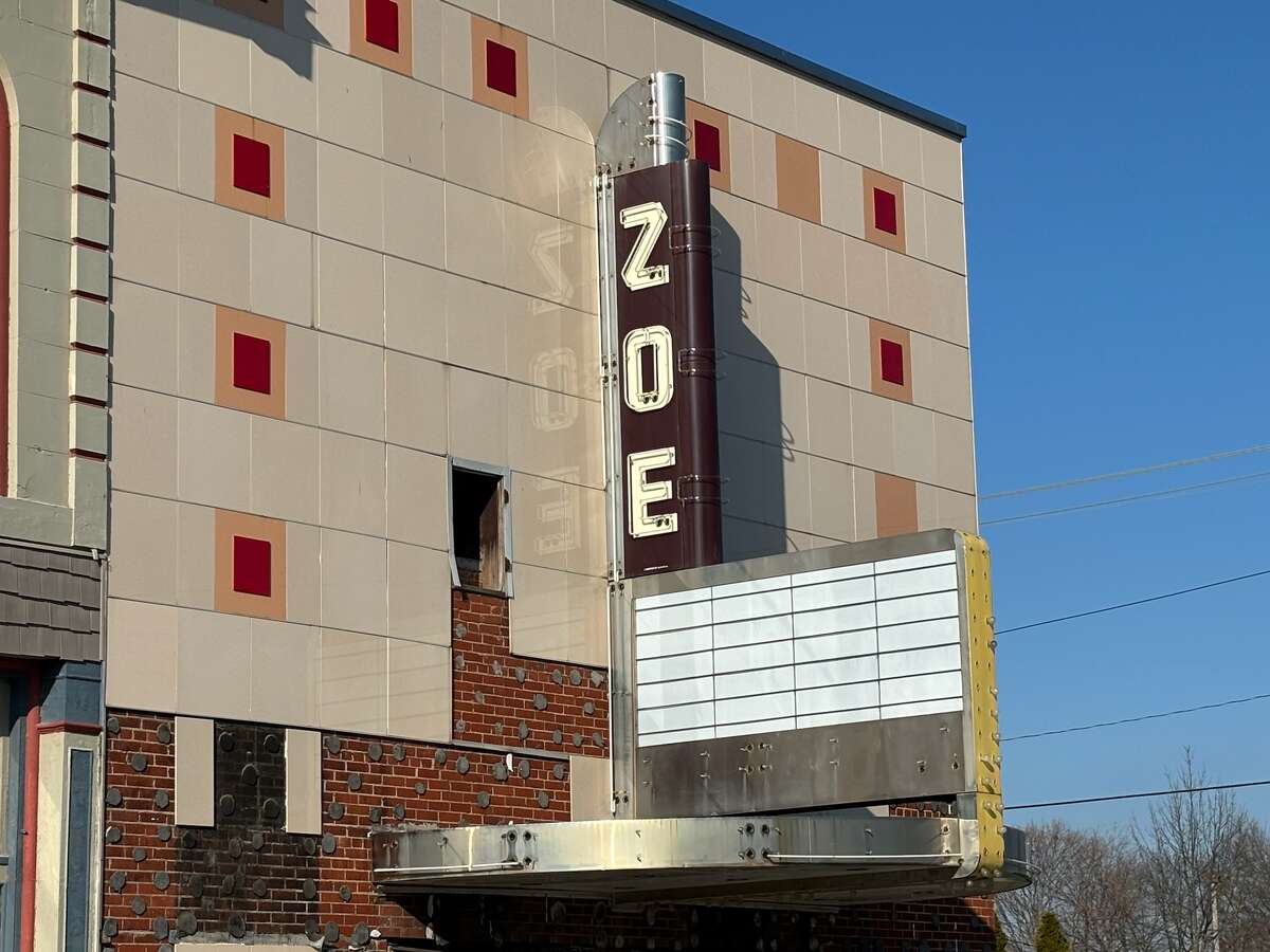Pittsfield officials looking to sell historic theater