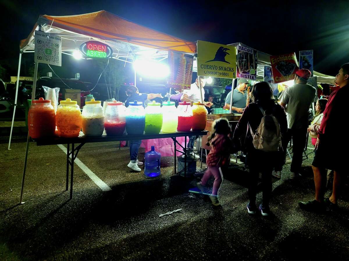 Laredo celebrates Christmas at North Central Park tree lighting event