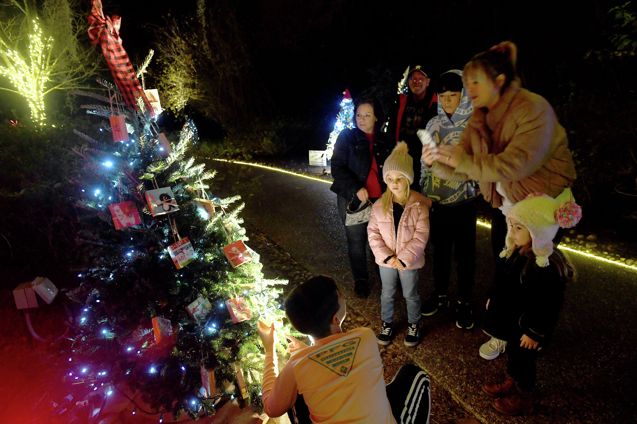 Shangri La Gardens light up the holidays