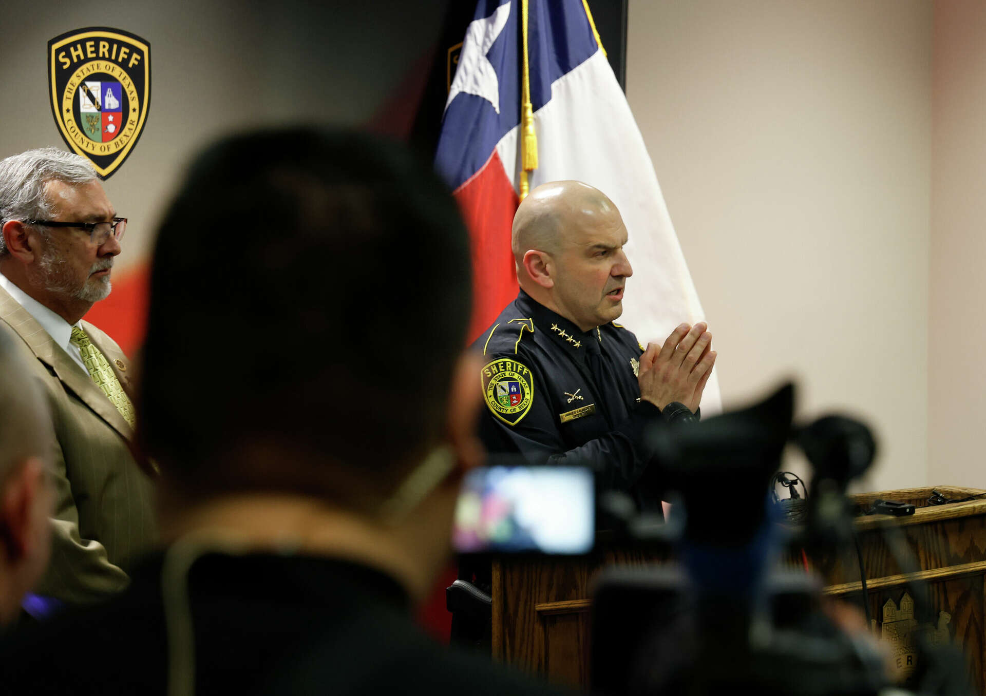 Police arrest Shane James, suspect in Texas killing spree