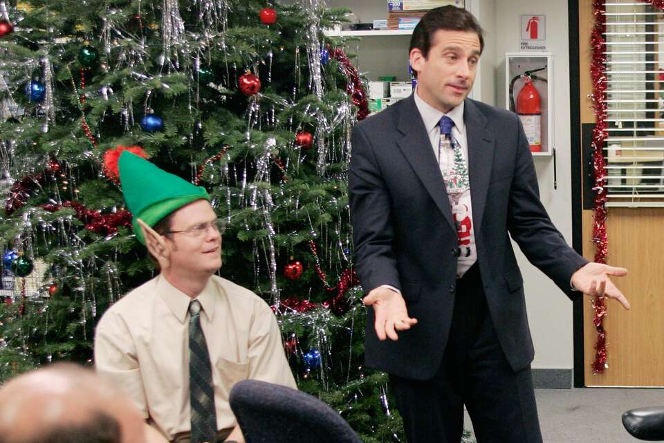 How To Watch 'The Office' Christmas Episodes This Season