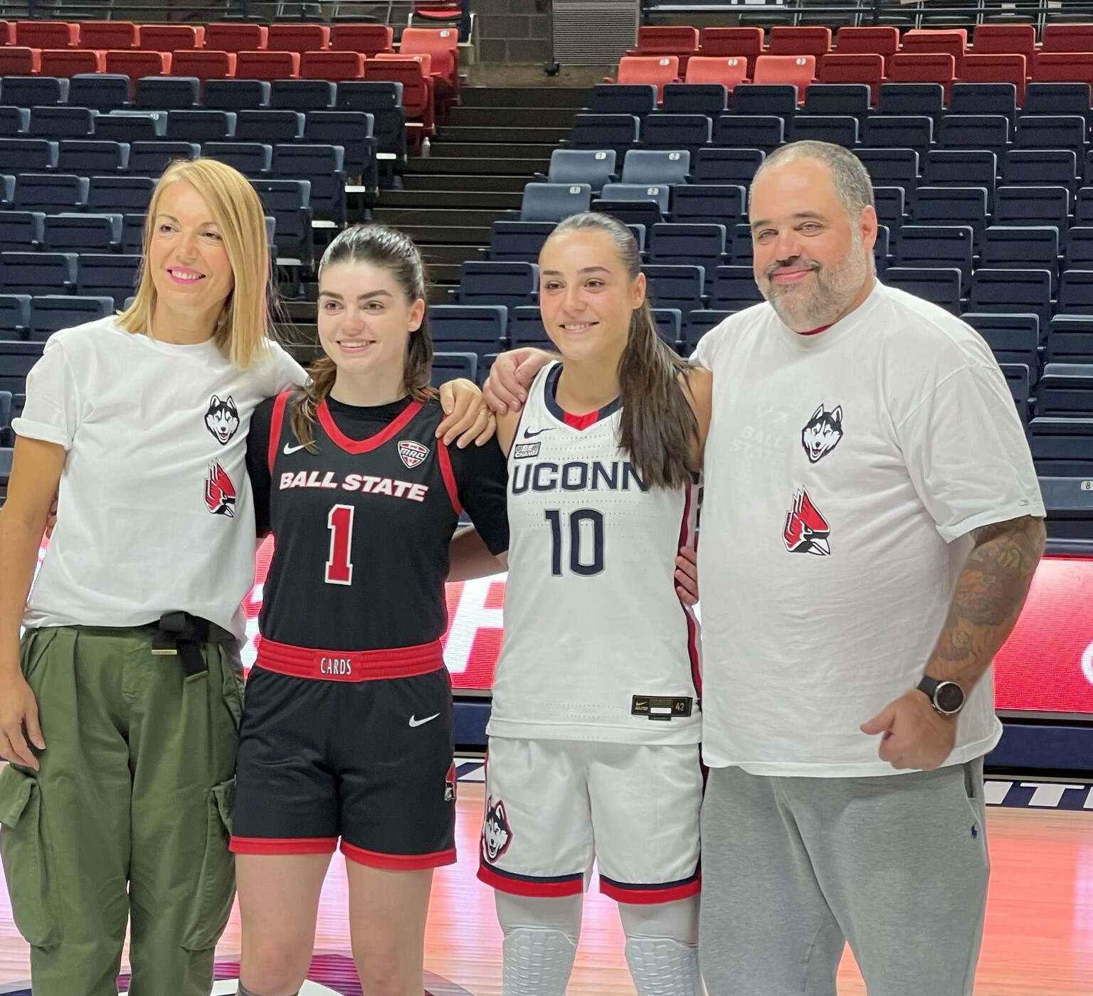 Mühl family overwhelmed by UConn women's basketball experience
