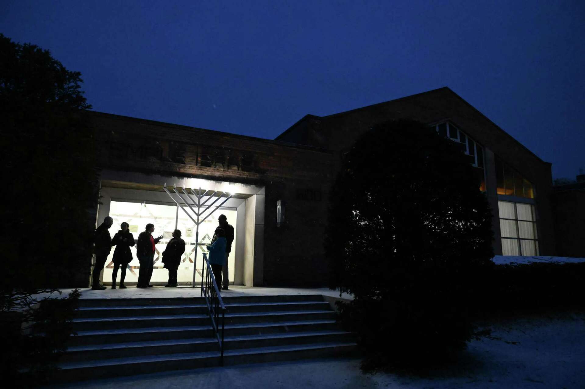 Schenectady man charged in connection with Temple Israel shooting
