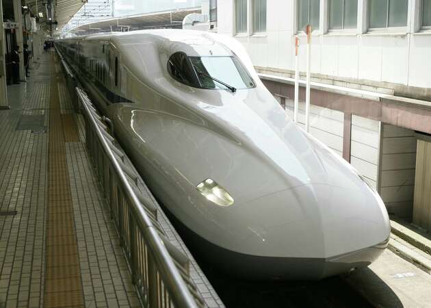 Texas Central plans to use Japanese-style Shinkansen bullet trains, which have been used in Japan for a half-century, to connect Houston and Dallas.