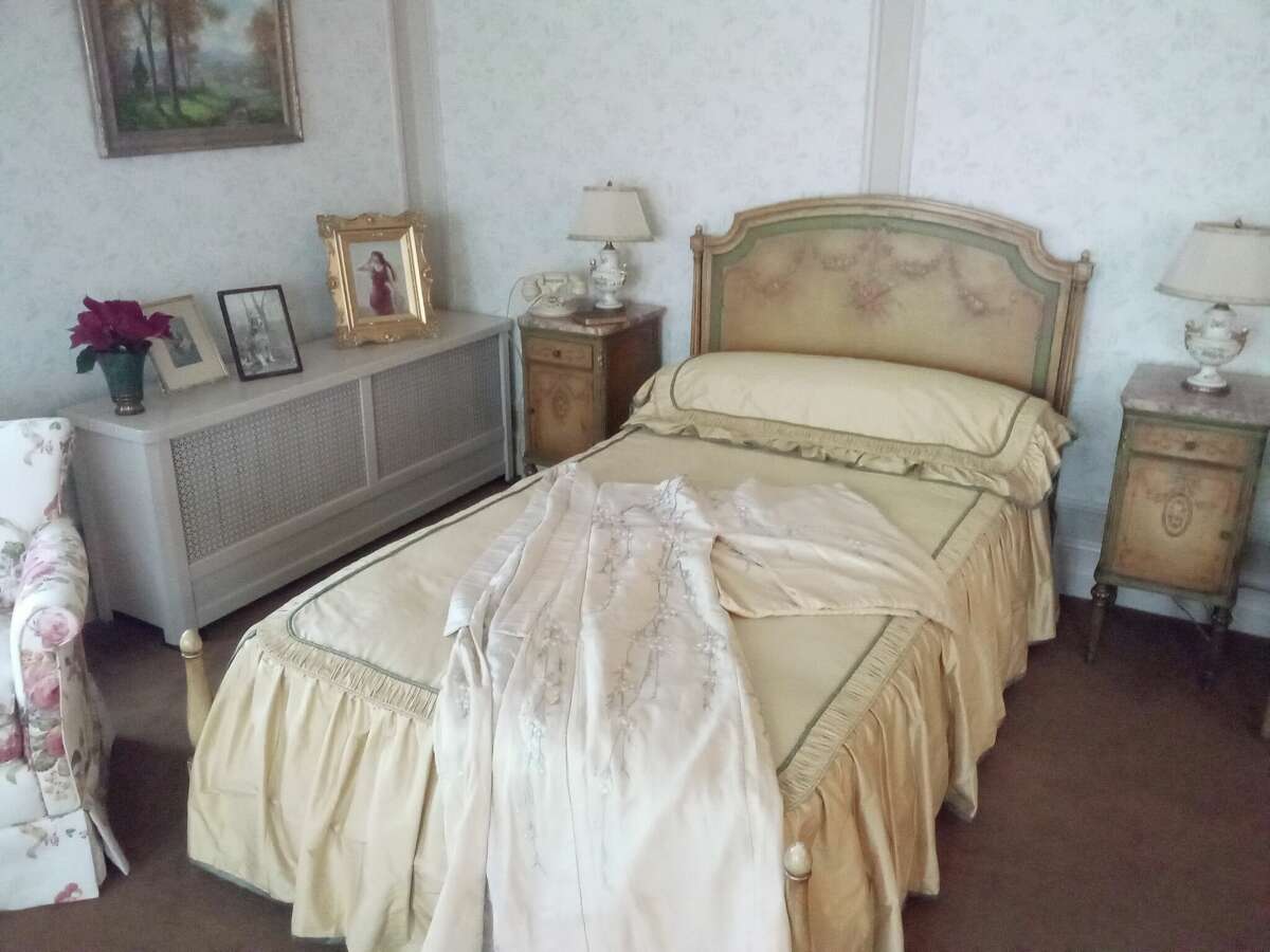 Torrington's HotchkissFyler House to open again for holiday tours