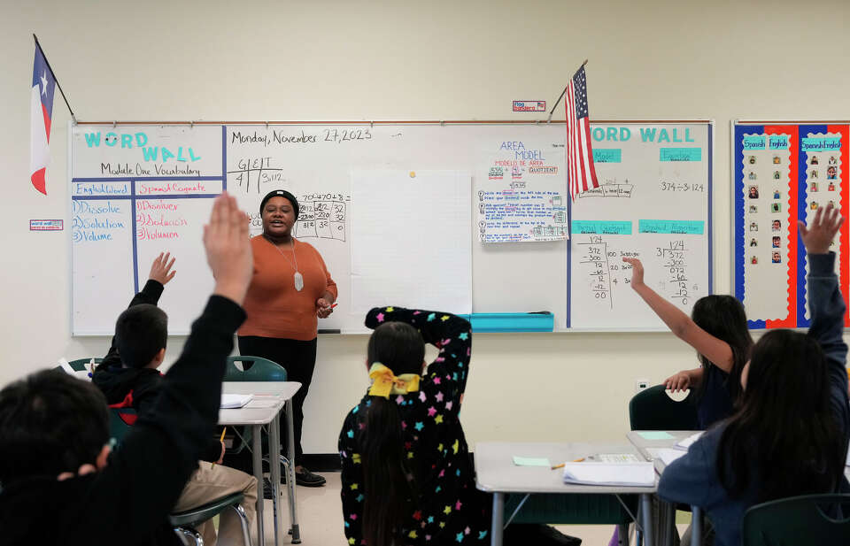 HISD 2025 calendar includes STAAR tests, school choice results
