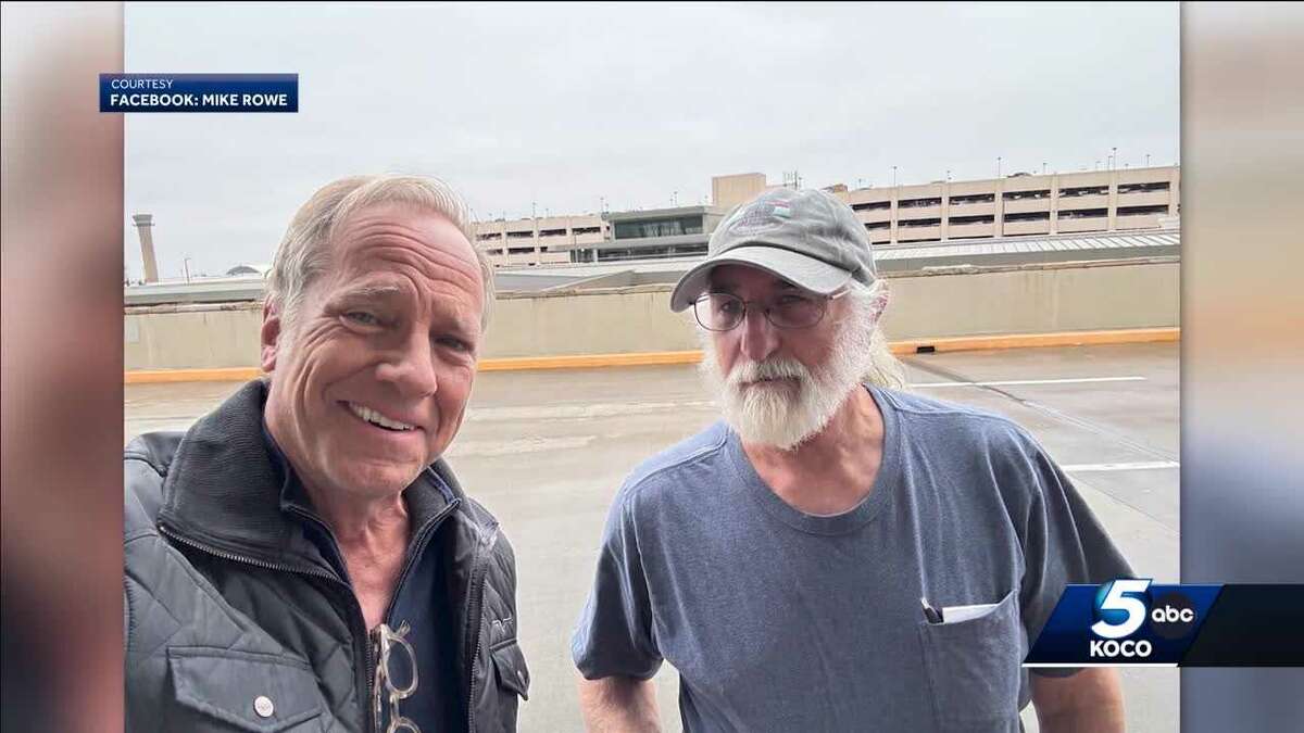 A Lyft driver was shocked to discover he gave a TV celebrity a ride – when  he dropped him off