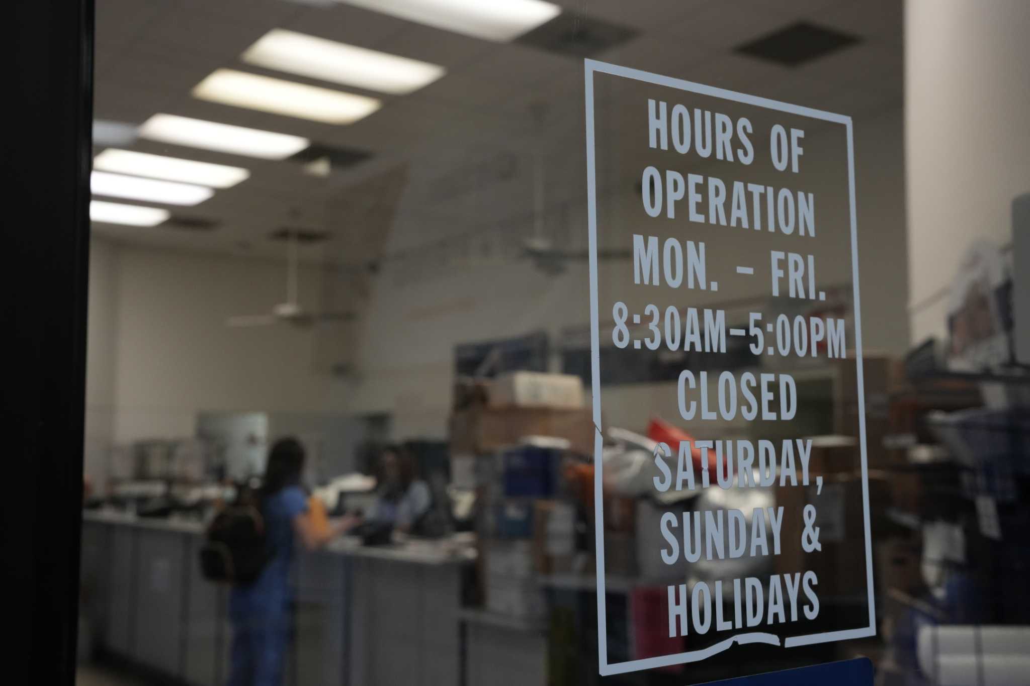 USPS provides shipping deadlines ahead of busy holiday season