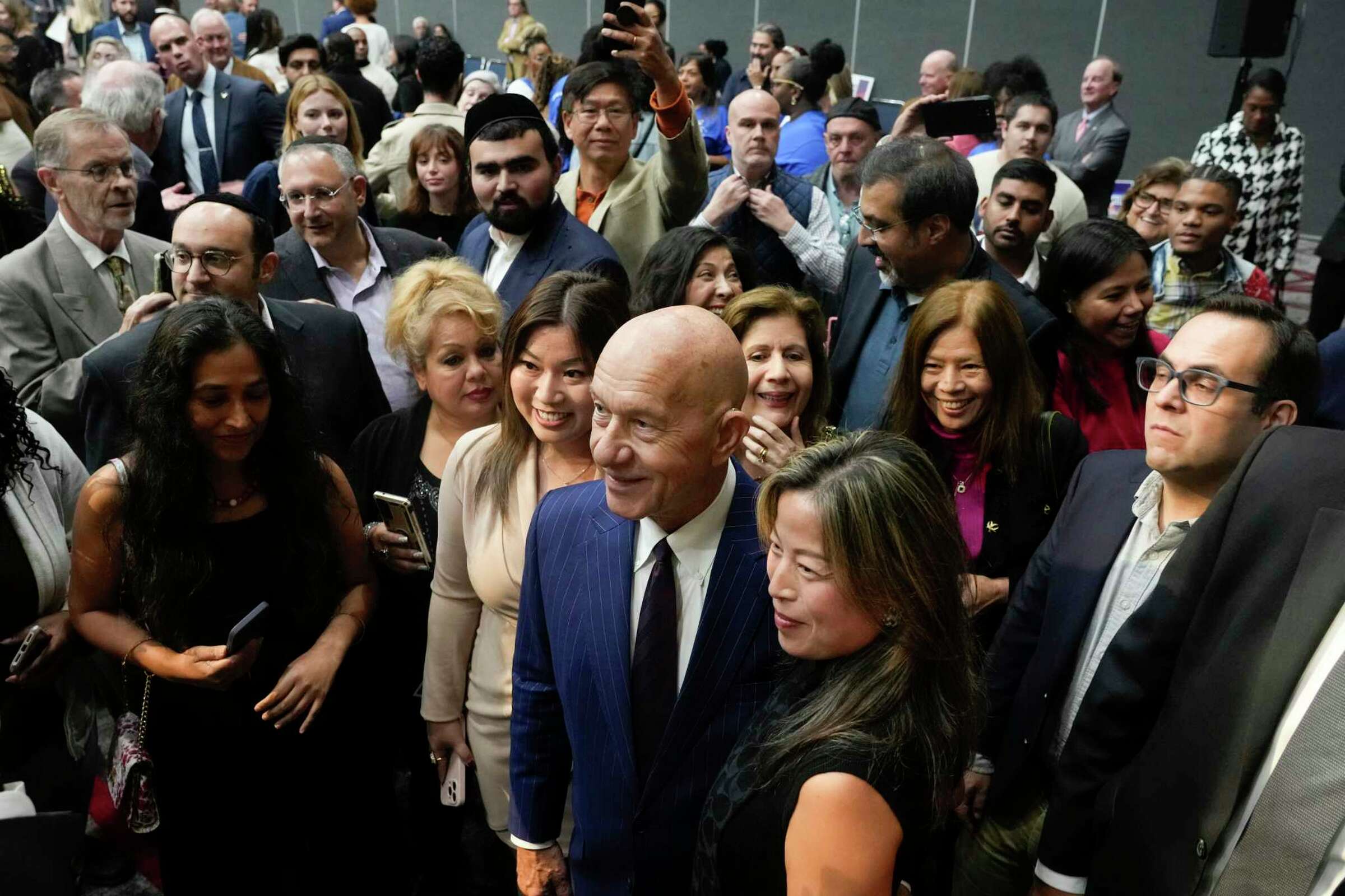 Houston mayorelect Whitmire gears up to lead City Hall after campaign