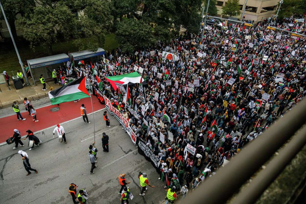 Thousands of Texans march in support for Palestine in downtown Austin on Nov. 12. 