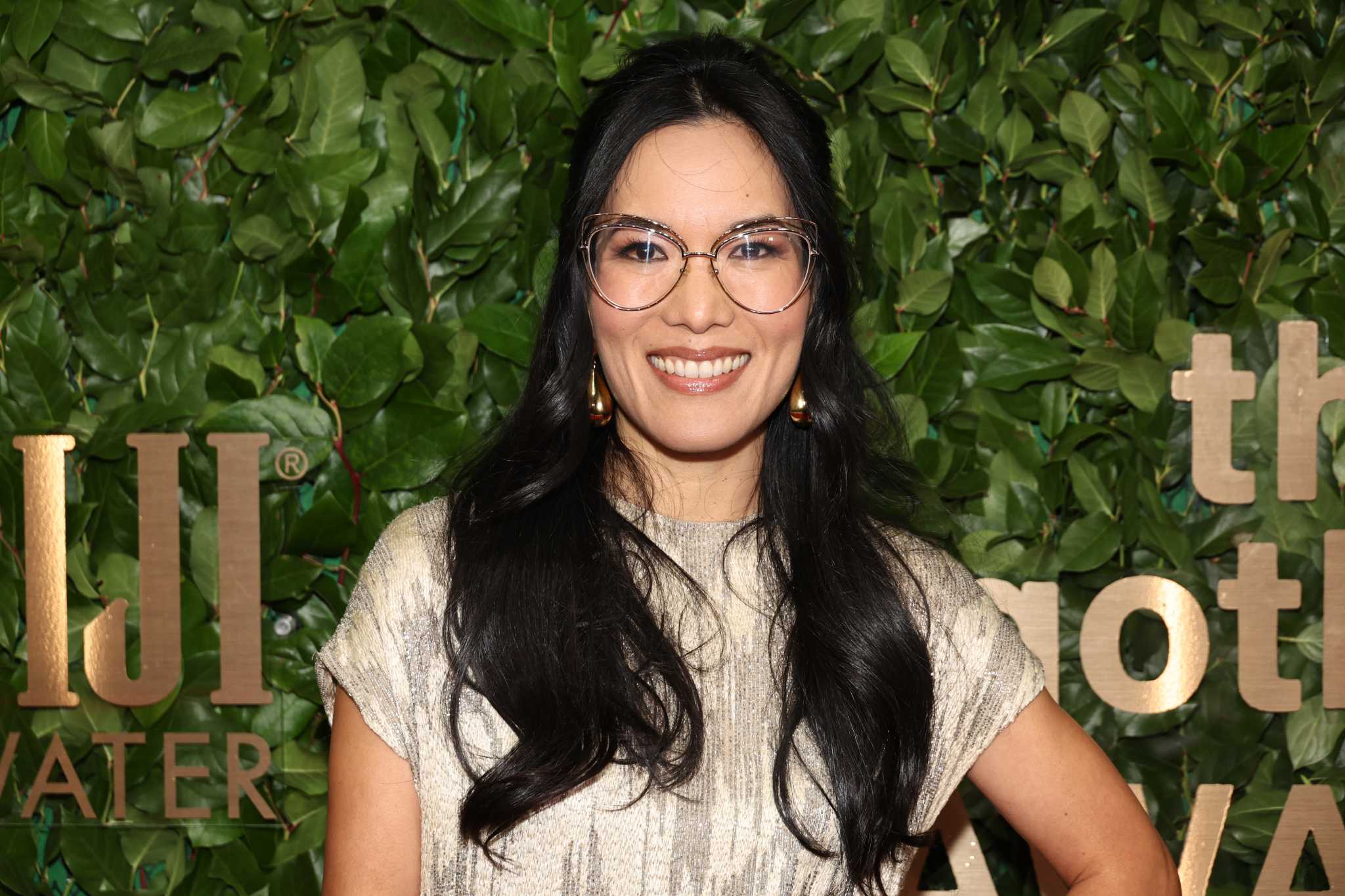 Golden Globes 2024 host drama — Ali Wong, Chris Rock decline