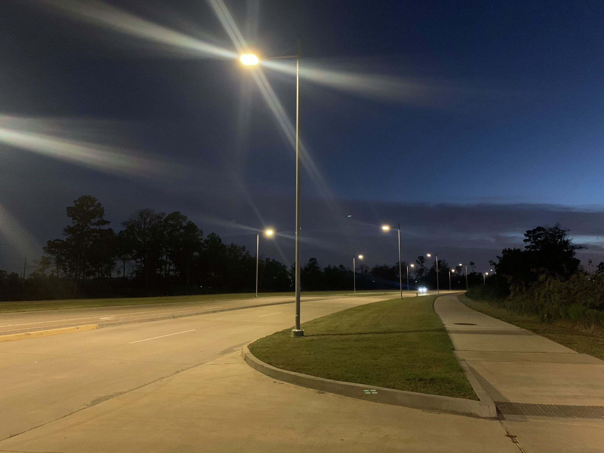 Streetlights: Houston will no longer require a fee for installation