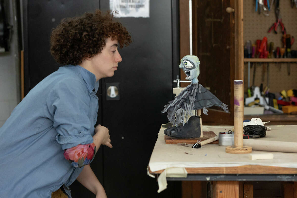 Puppet Arts Online Graduate Certificate - UConn