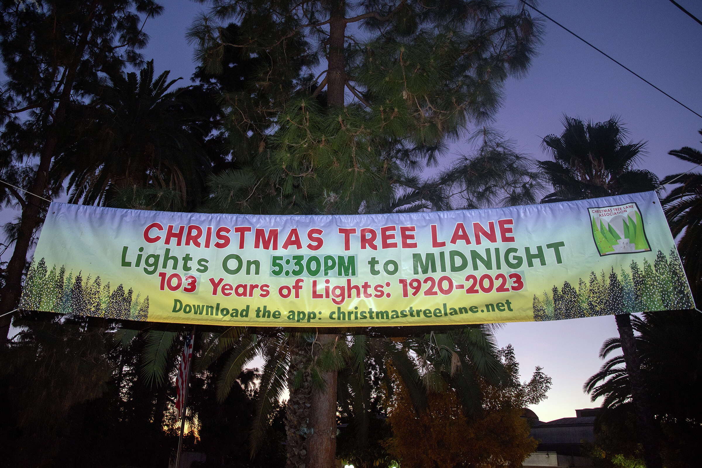 Tiny Calif. community fights to protect Christmas lighting tradition