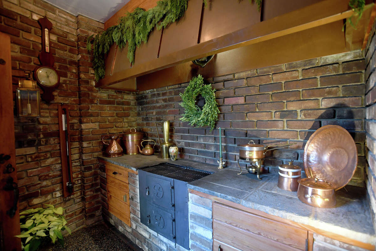 Beaumont historic homes host holiday tours