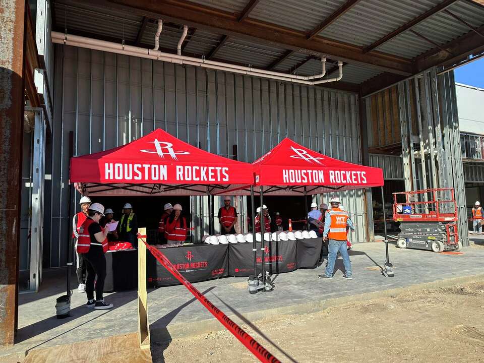 Can new practice facility give Rockets edge on rest of NBA?