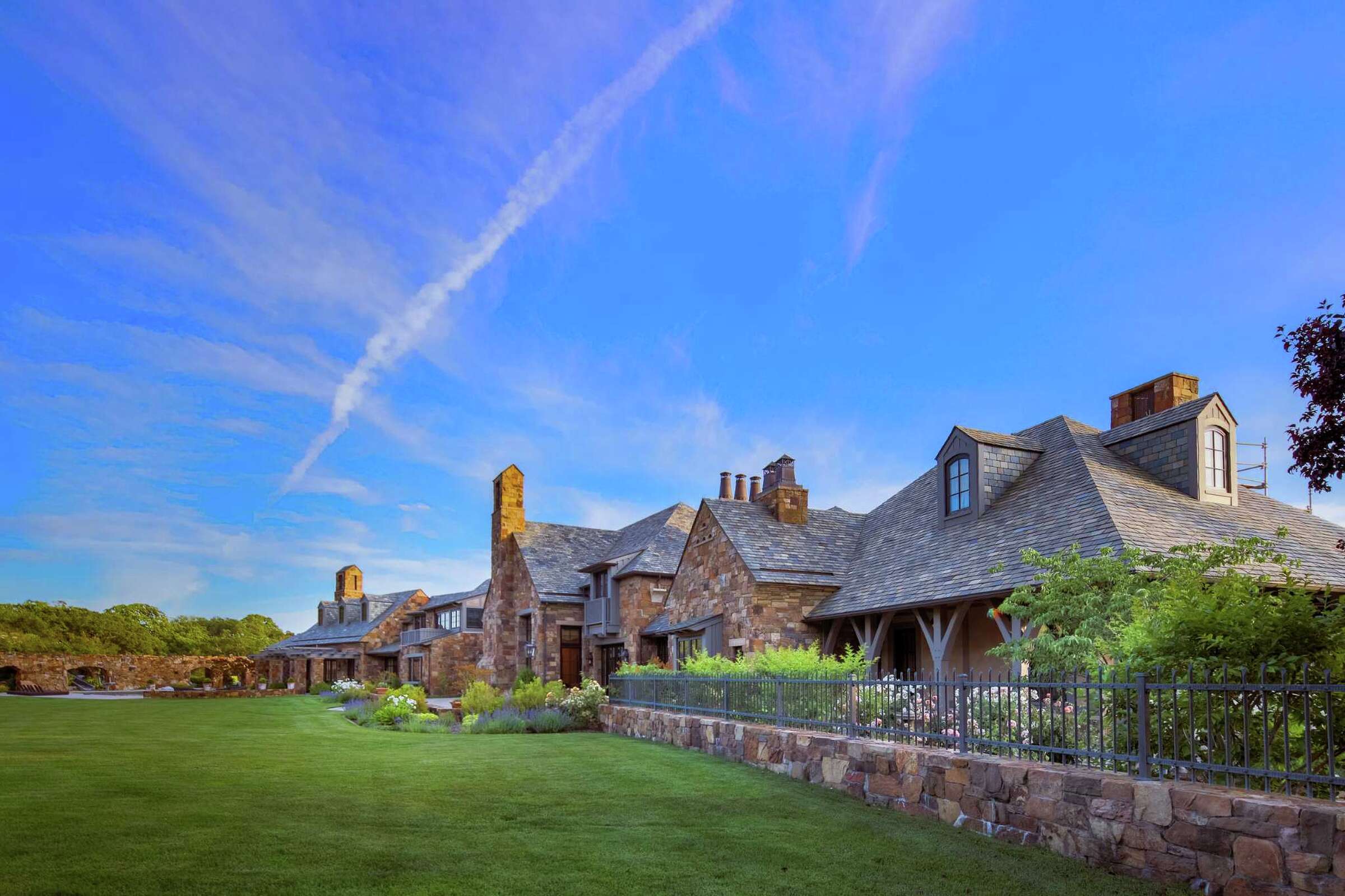 Photos Inside 35 million Bay Area estate built by a tech billionaire